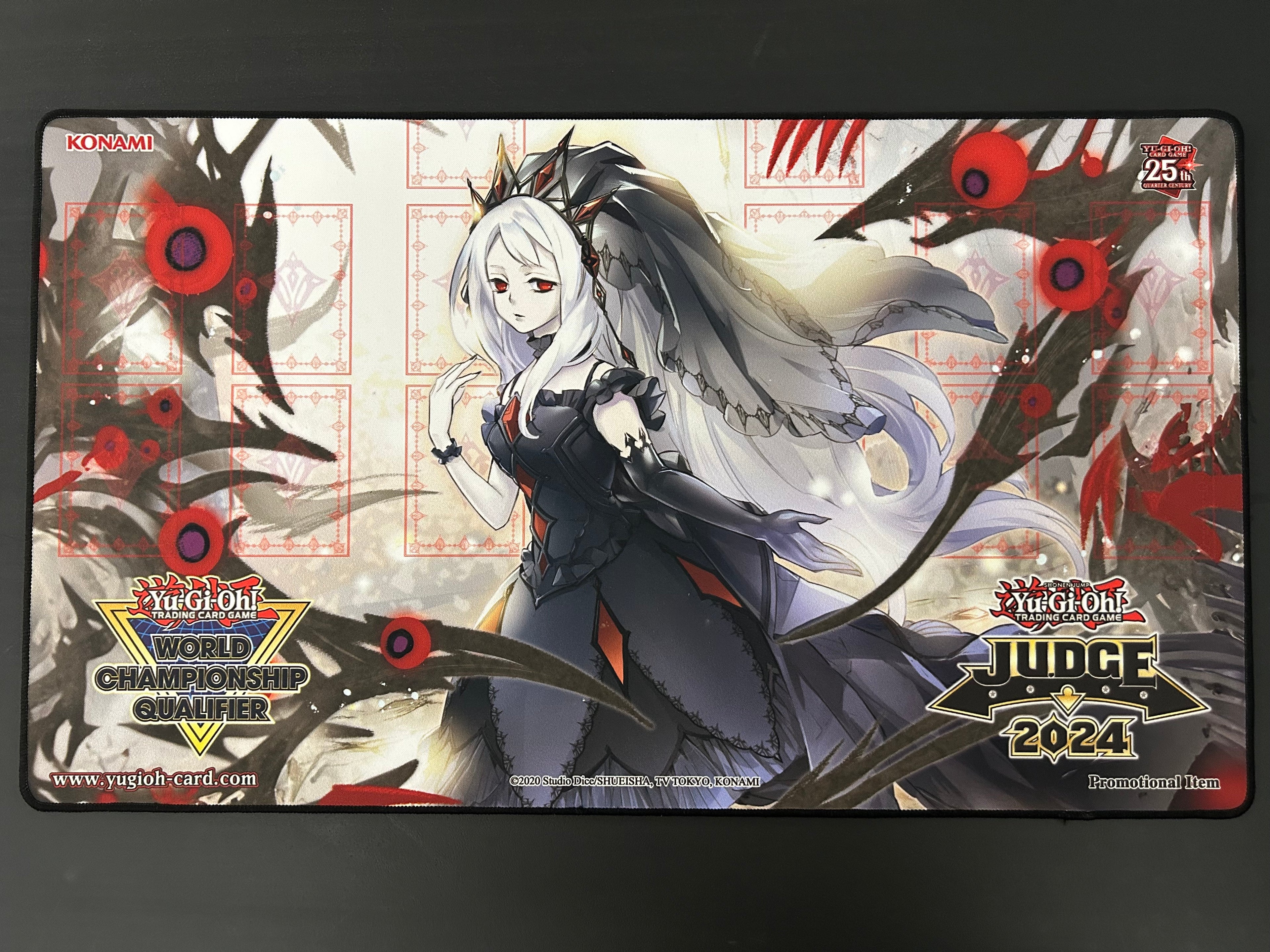 Guiding Quem, the Virtuous Playmat (Unsealed)
